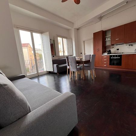 La Piazzetta Apartment อาเวลลีโน ภายนอก รูปภาพ